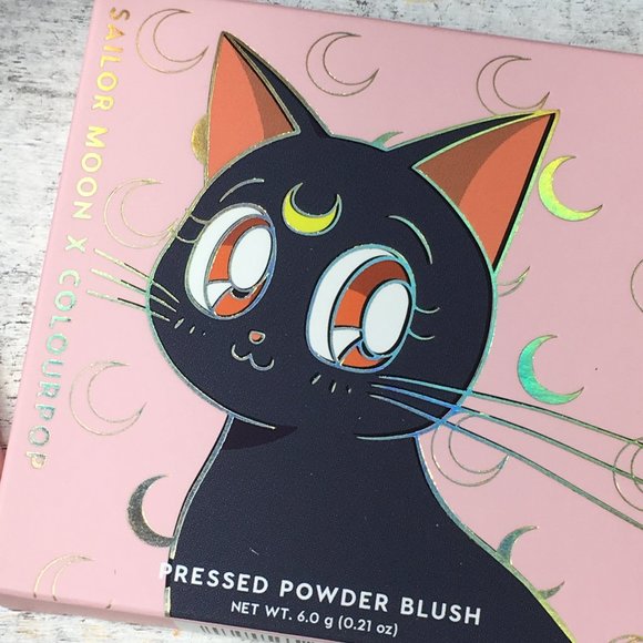 ColourPop x Sailor Moon Pressed Powder Blush in Shade Cat's Eye - Picture 3 of 7